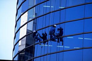 防水工事を行って雨漏りを防げる